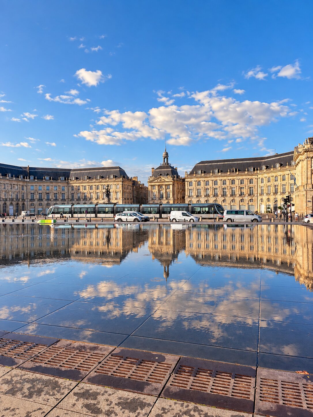 Bordeaux et le miroir d’eau pour un événement professionnel dans l’Ouest