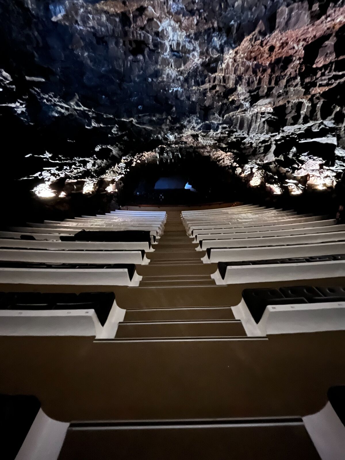Auditorium aménagé dans un lieu atypique