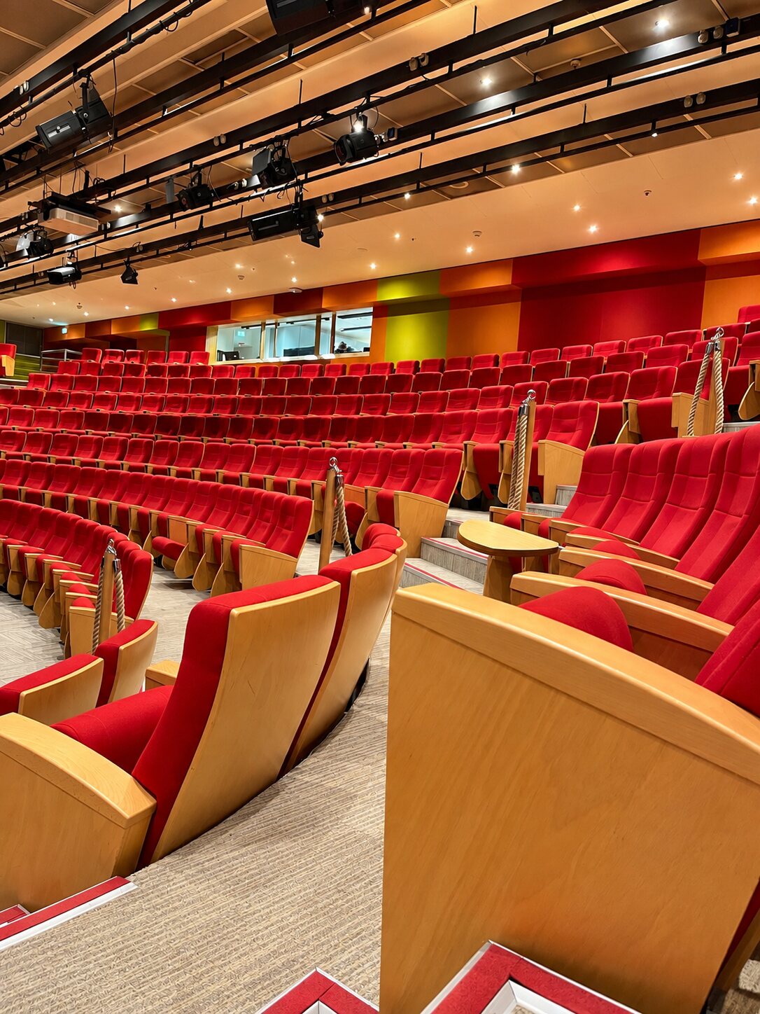 Auditorium pour convention et conférence d’entreprise